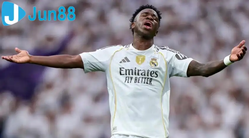Vinicius vẫn chưa từ chối hẳn Saudi Arabia, khiến Real Madrid lo ngại