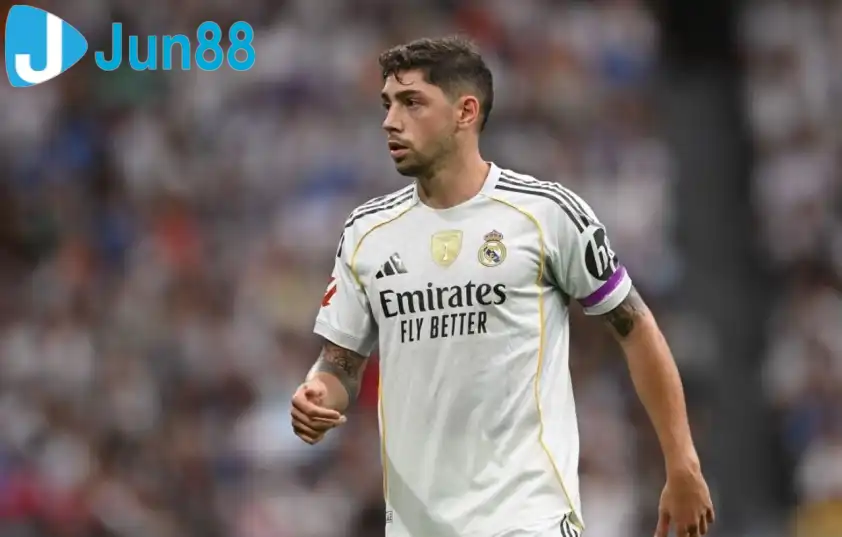 Valverde khẳng định luôn sẵn sàng cống hiến cho Real Madrid Valverde khẳng định luôn sẵn sàng cống hiến cho Real Madrid