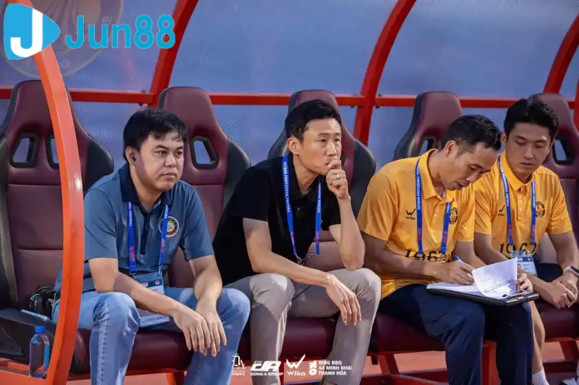 HLV Choi Won Kwon thừa nhận Thanh Hóa gặp nhiều khó khăn