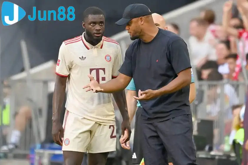 Upamecano có thể rời Bayern vào mùa hè 2026. (Ảnh: Bayern and Germany)