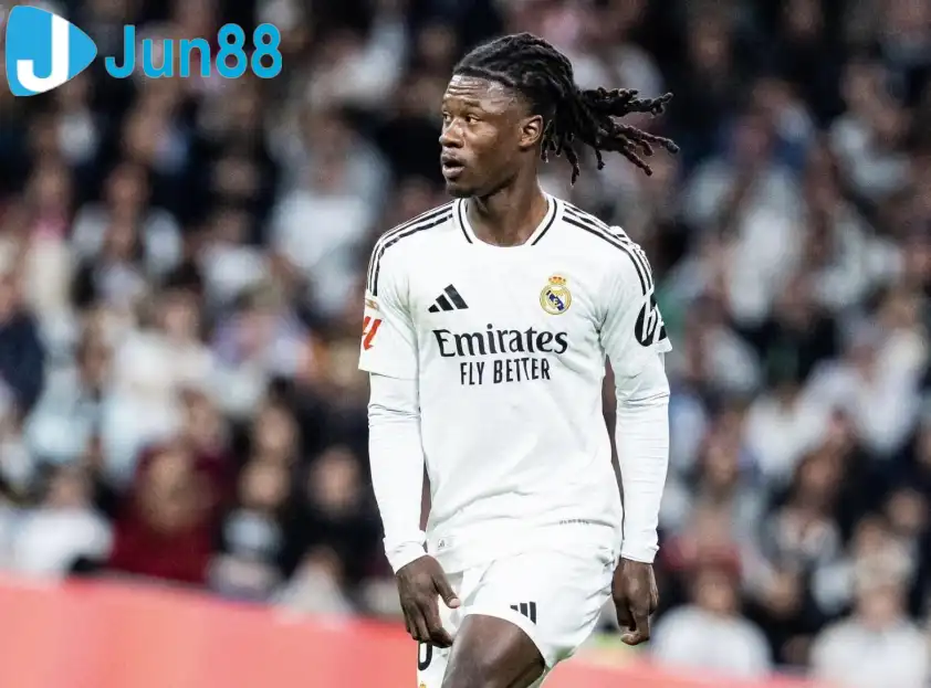 Camavinga đã mất vị trí đá chính trong đội hình của HLV Alonso Camavinga đã mất vị trí đá chính trong đội hình của HLV Alonso