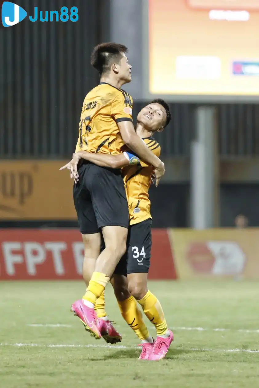 Doãn Ngọc Tân (34) chính thức tái xuất (Ảnh: BTC)